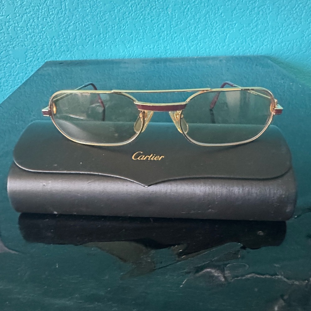 Cartier Men's Gold and Burgundy Rimless-Aviator Glasses